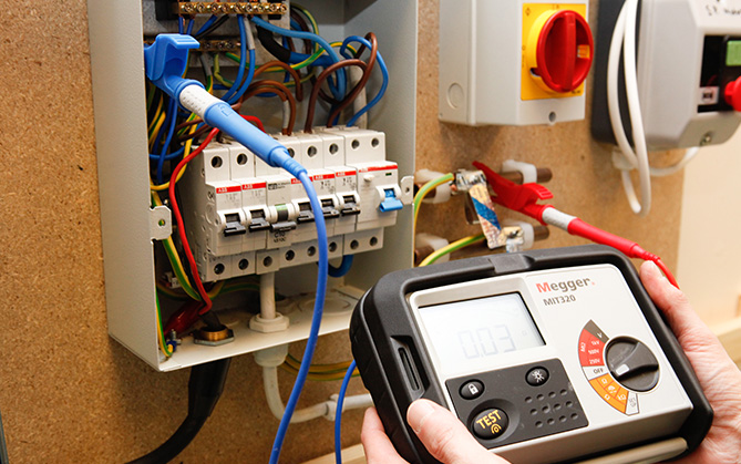 Revize elektroinstalace
